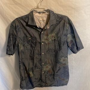 Tommy Bahama Jeans Men’s Blue Floral Casual Shirt Size Medium